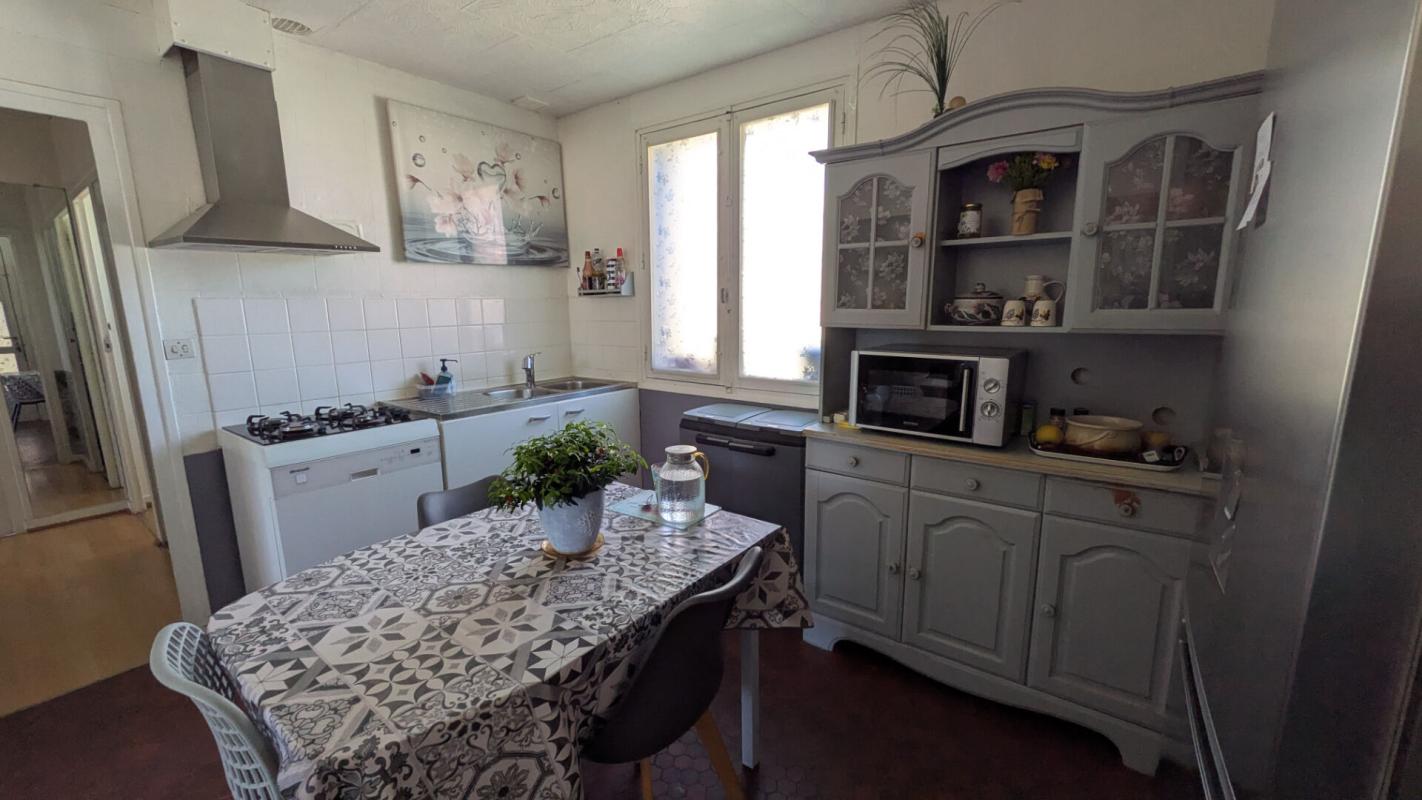 CADAUJAC Maison 4 pièces de 80 m2 en viager sur Cadaujac 4