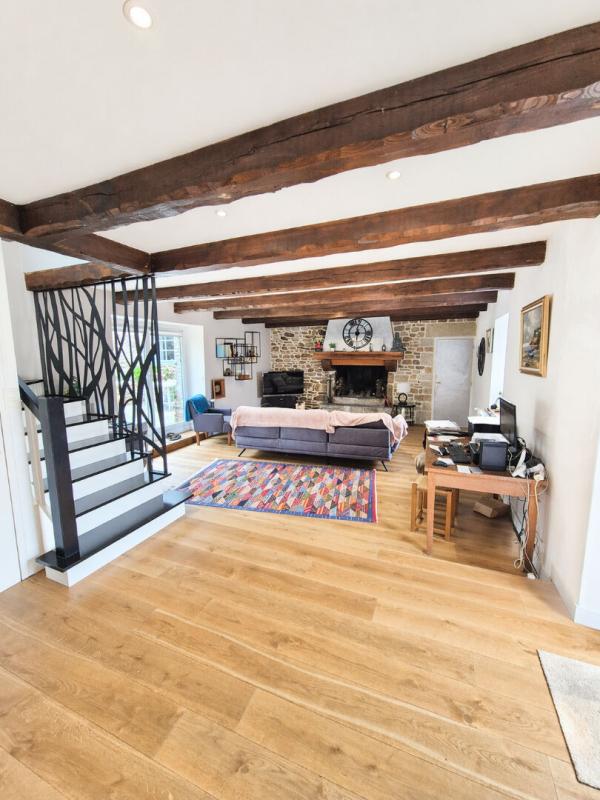 CLEGUER Longère de charme rénovée - 210 m² habitables + dépendances - Terrain 1 488 m²  -  15 min de Lorient et 20 min des plages - Morbihan - Environnement calme - Exposition plein sud 10