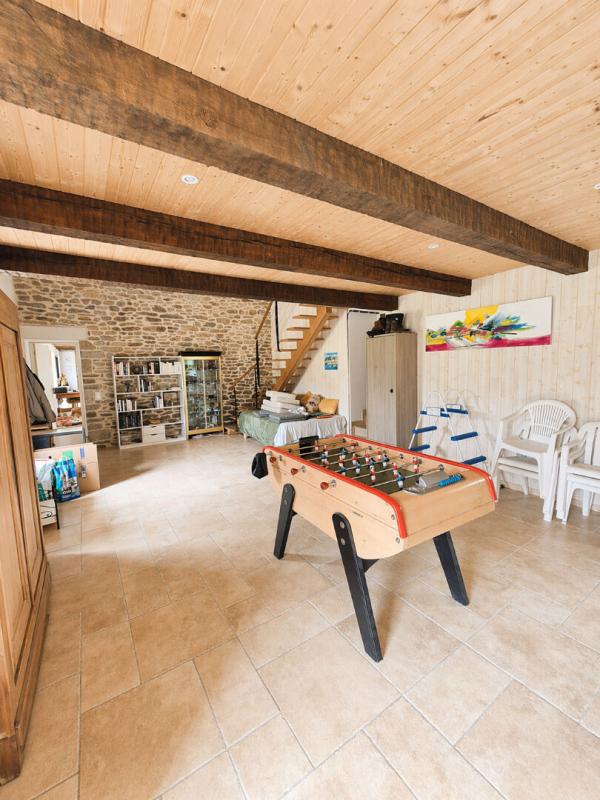 CLEGUER Longère de charme rénovée - 210 m² habitables + dépendances - Terrain 1 488 m²  -  15 min de Lorient et 20 min des plages - Morbihan - Environnement calme - Exposition plein sud 11