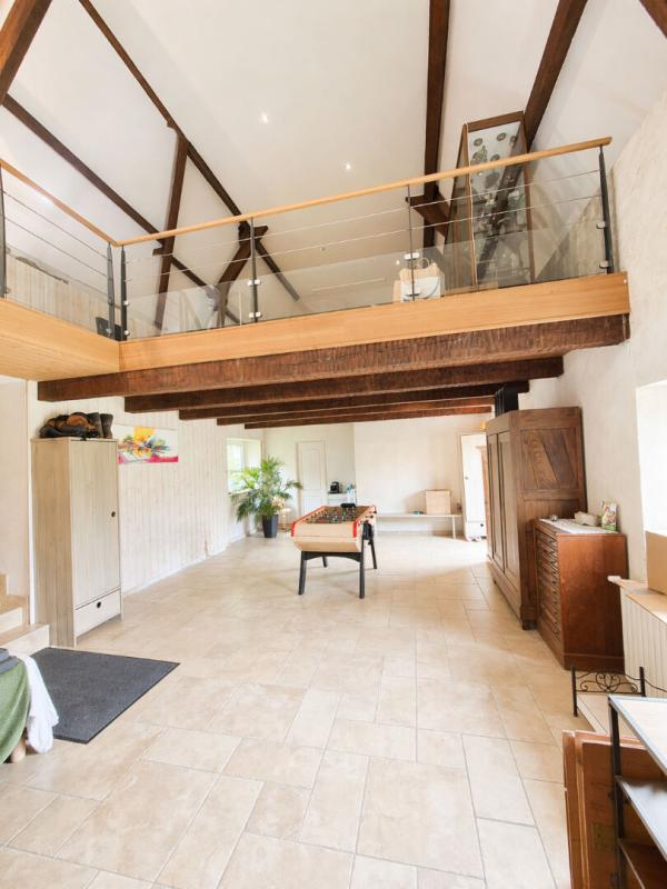 CLEGUER Longère de charme rénovée - 210 m² habitables + dépendances - Terrain 1 488 m²  -  15 min de Lorient et 20 min des plages - Morbihan - Environnement calme - Exposition plein sud 9