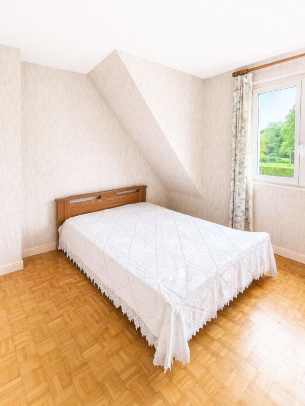 CAUDAN Maison de 104 m² - 5 pièces - terrain 495 m² -  au calme en impasse - 2 garages - proximité du centre-ville (350 m) 10
