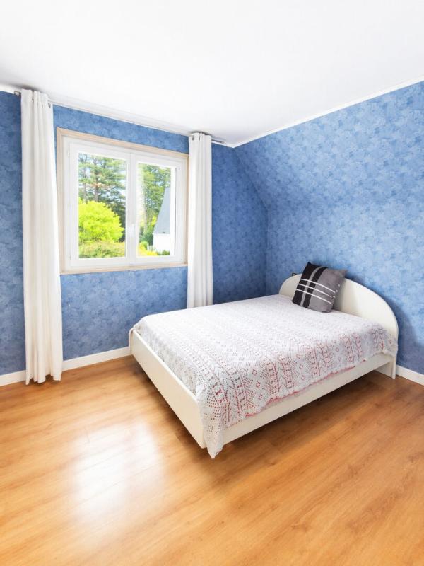 CAUDAN Maison de 104 m² - 5 pièces - terrain 495 m² -  au calme en impasse - 2 garages - proximité du centre-ville (350 m) 11