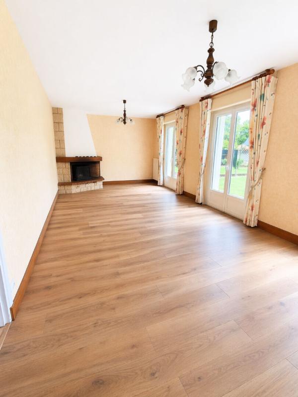 CAUDAN Maison de 104 m² - 5 pièces - terrain 495 m² -  au calme en impasse - 2 garages - proximité du centre-ville (350 m) 7