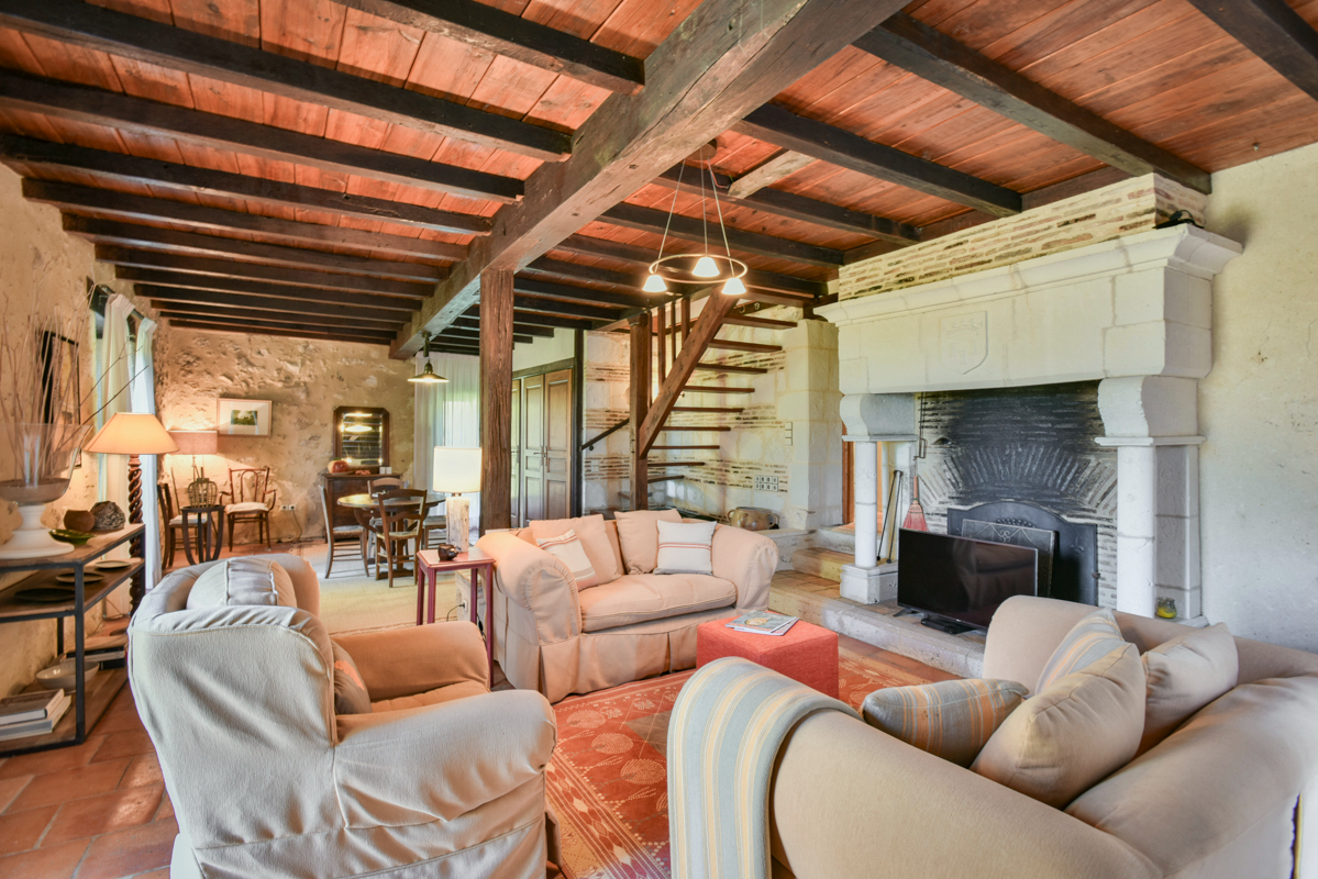 VILLEREAL Charmante Maison de campagne,+/-170m2, 4 chambres, piscine, 5676M2 jardin 11