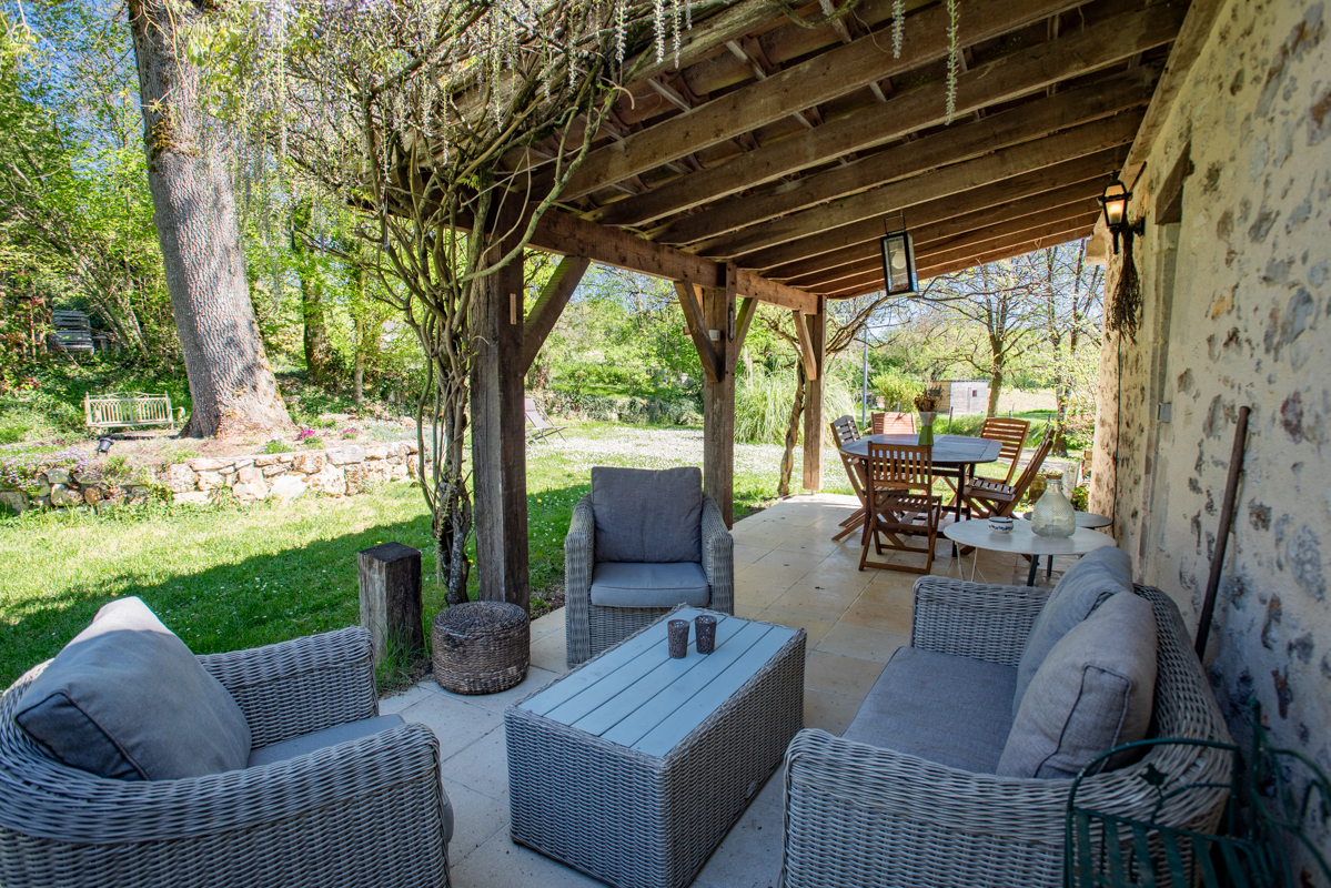 VILLEREAL Charmante Maison de campagne,+/-170m2, 4 chambres, piscine, 5676M2 jardin 16