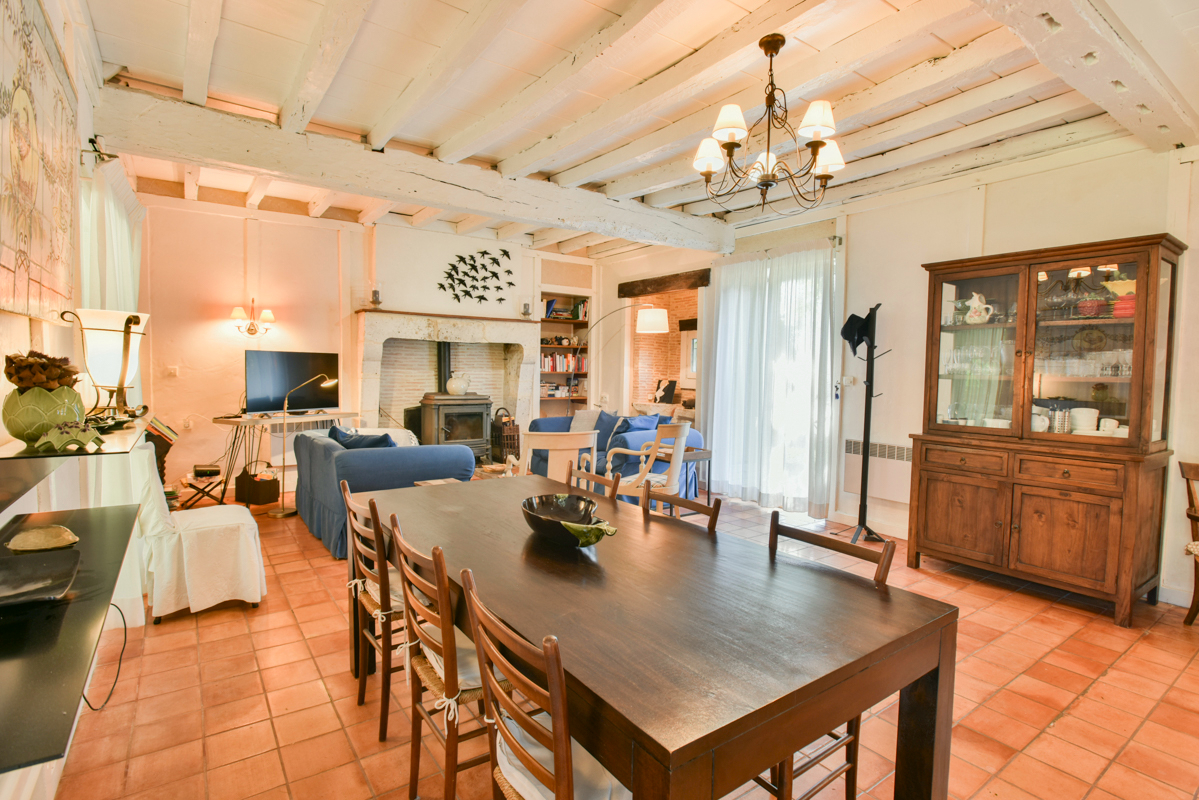 VILLEREAL Charmante Maison de campagne,+/-170m2, 4 chambres, piscine, 5676M2 jardin 7