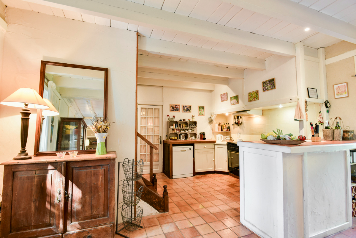 VILLEREAL Charmante Maison de campagne,+/-170m2, 4 chambres, piscine, 5676M2 jardin 9