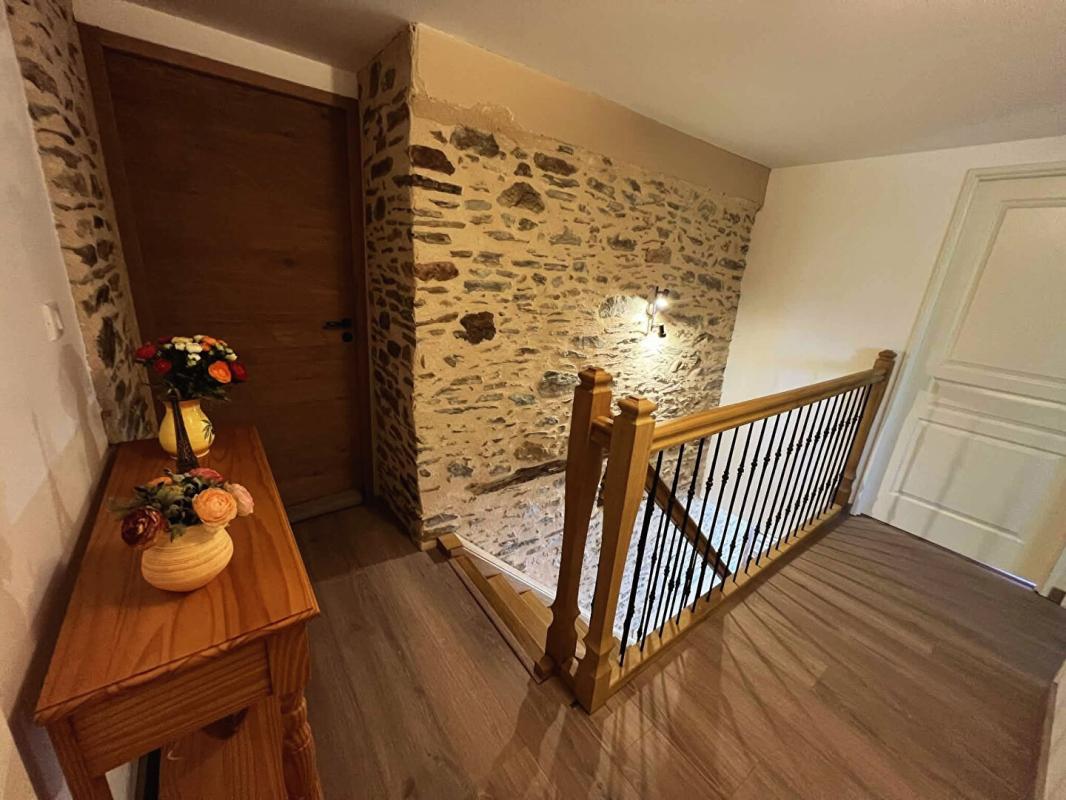 NANTHEUIL Maison en Pierre à Nantheuil 7 pièce(s) 170 m2 7