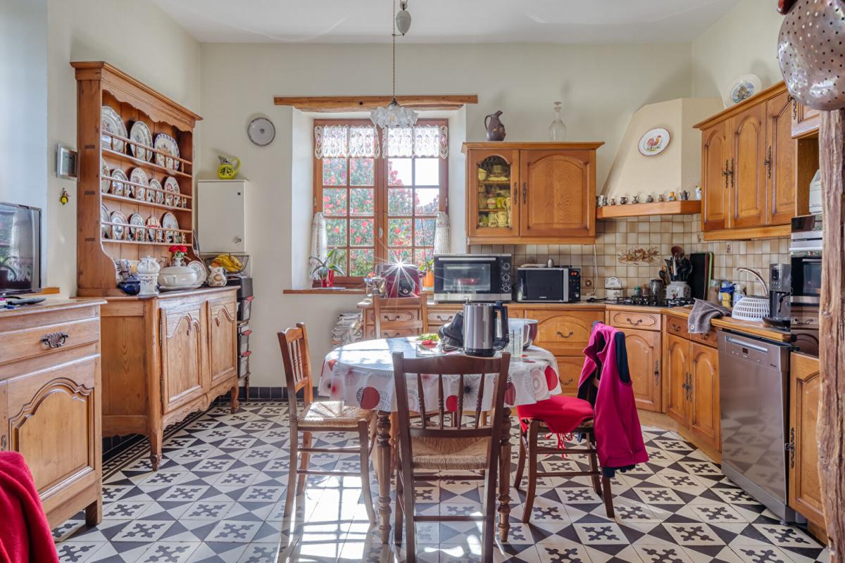 GODERVILLE Manoir  du XVI ème , 218 m2 + grenier + cellier/  1480 m2 de dépendances sur 1,6ha 11