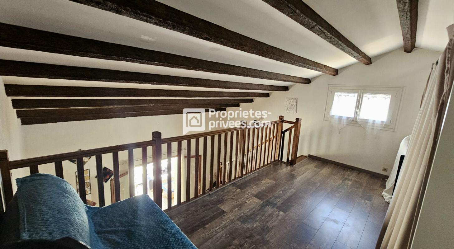 ELNE Charmante maison 3 faces avec jardin sur Elne 12