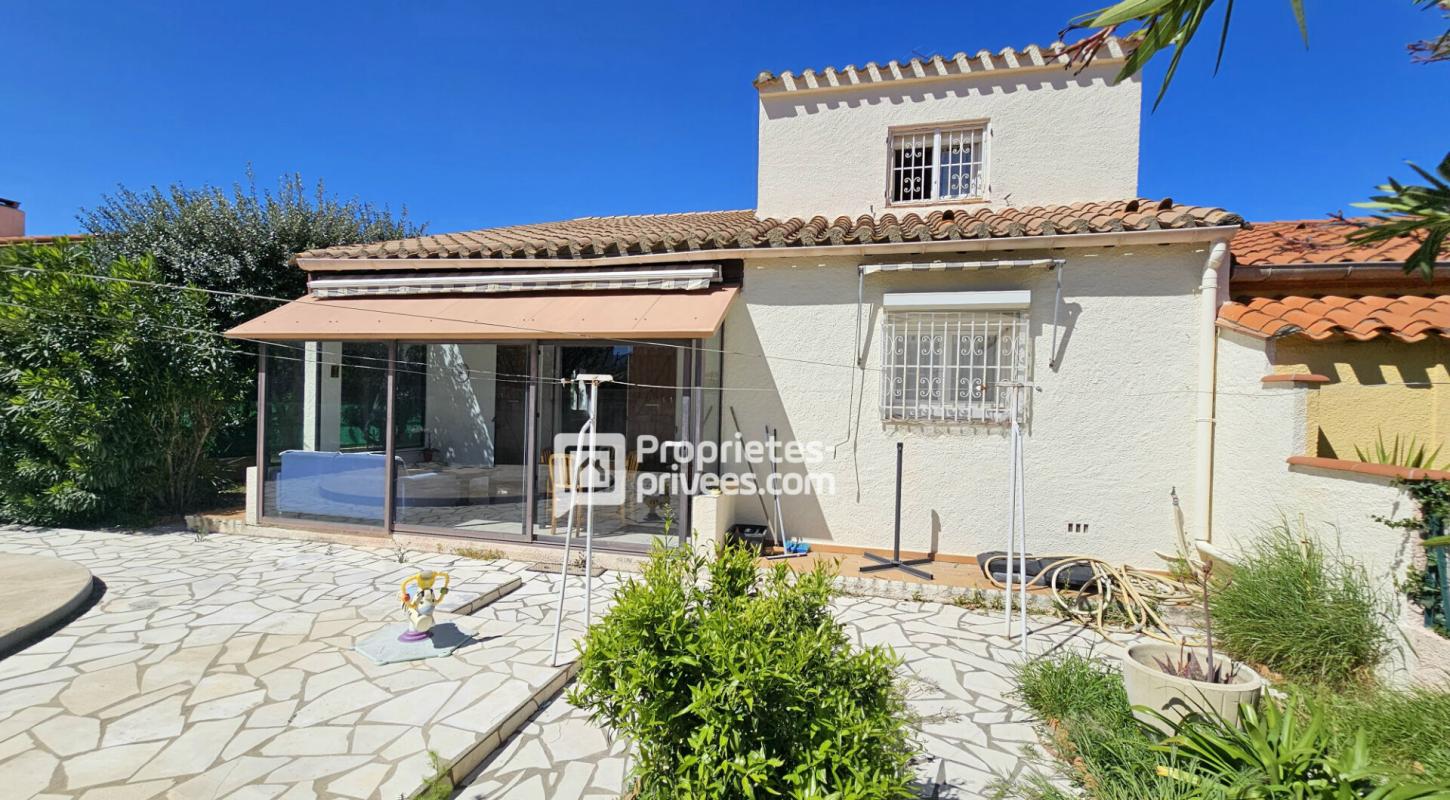 ELNE Charmante maison 3 faces avec jardin sur Elne 17