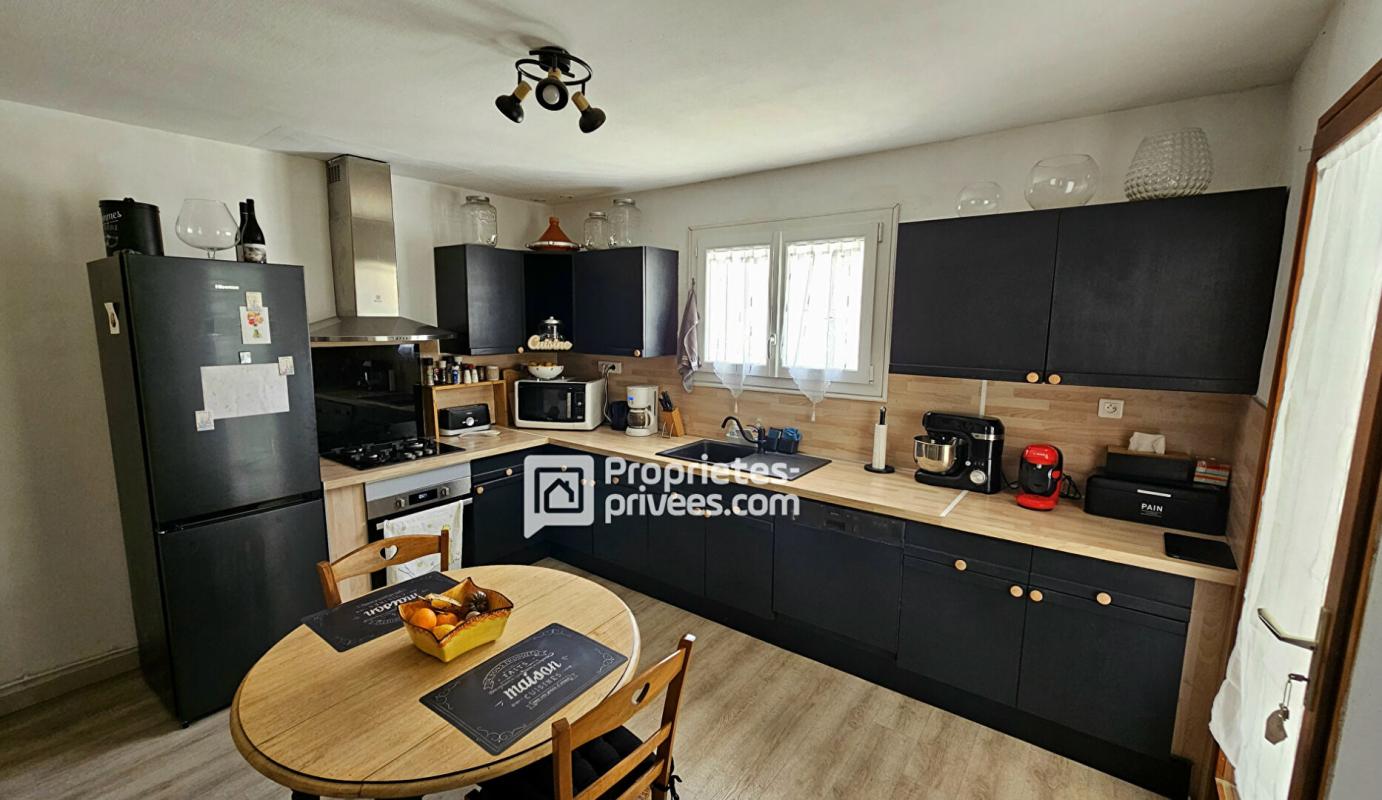 ELNE Charmante maison 3 faces avec jardin sur Elne 7