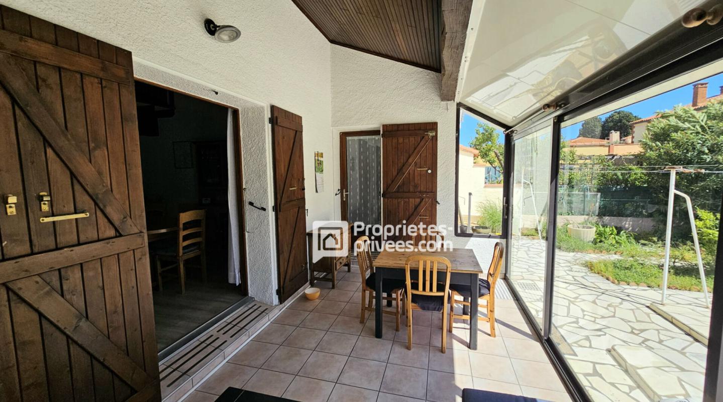 ELNE Charmante maison 3 faces avec jardin sur Elne 9