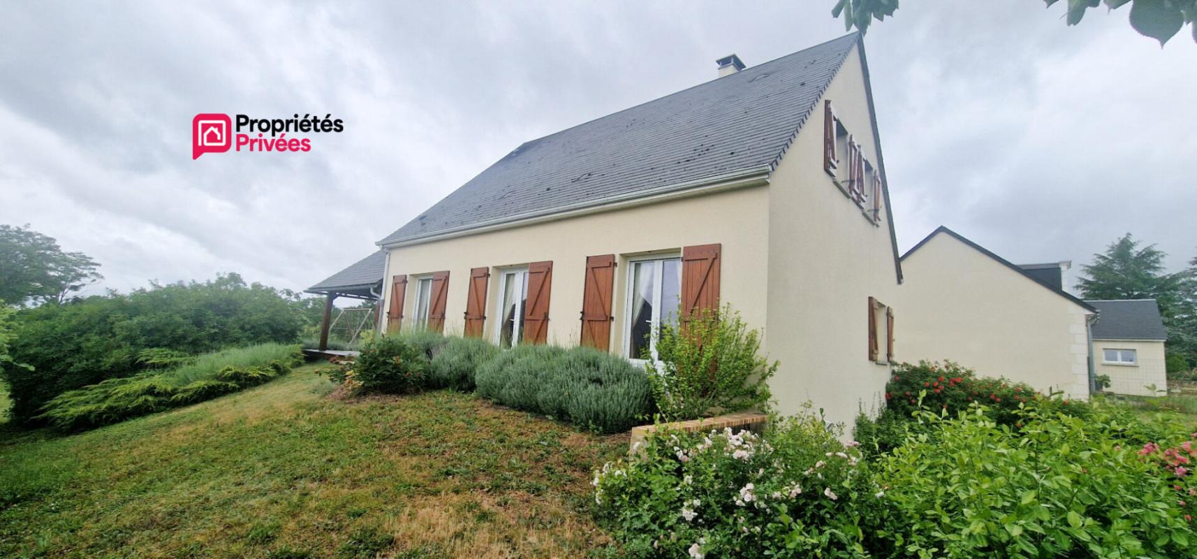 MONTRICHARD Pavillon de 139 m² - 6 pièces et 4 chambres sur sous-sol - terrain de 1486 m² 1