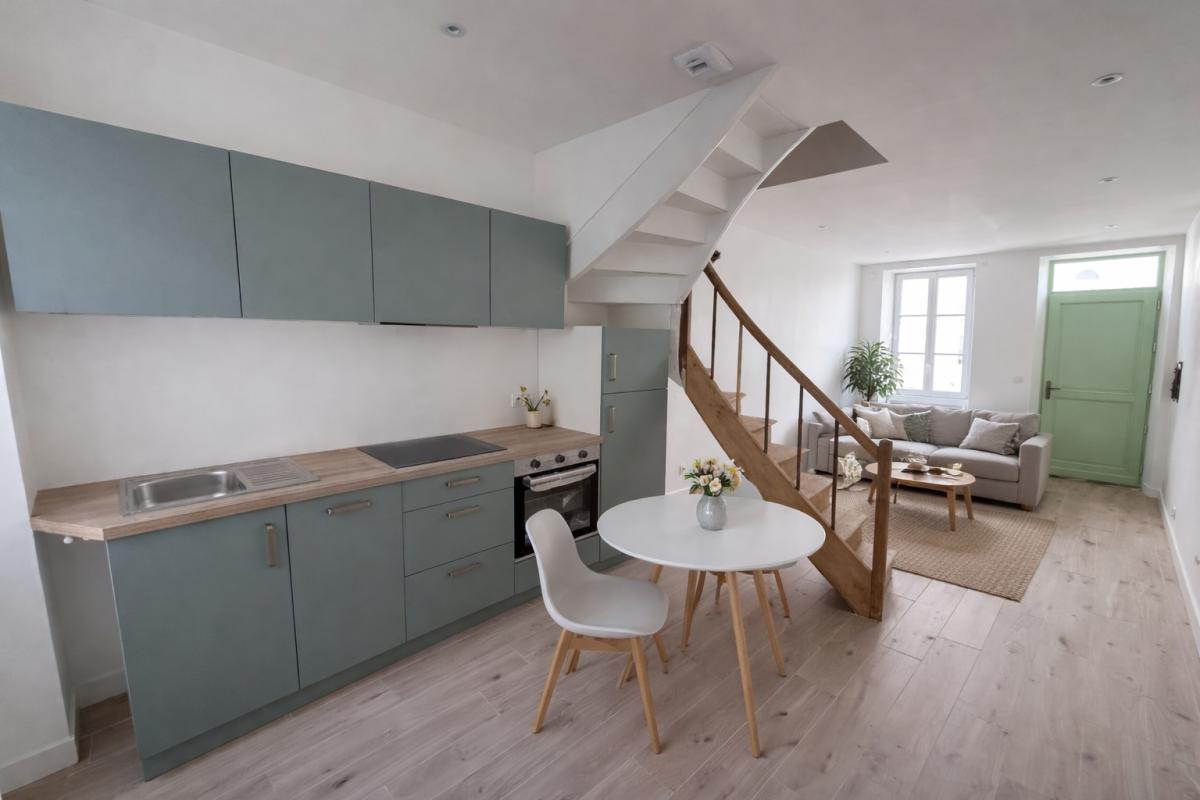 DURTAL Maison 3 chambres 78 m² , Entièrement rénovée. Centre de Durtal 1