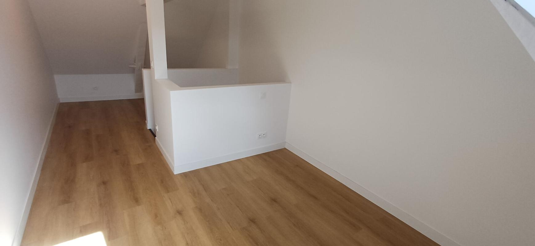 DURTAL Maison 3 chambres 78 m² , Entièrement rénovée. Centre de Durtal 7