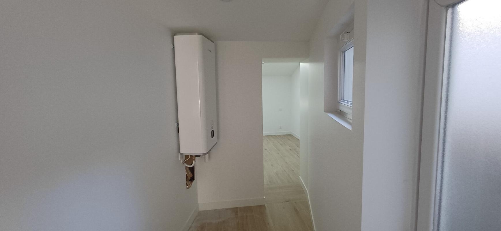 DURTAL Maison 3 chambres 78 m² , Entièrement rénovée. Centre de Durtal 9