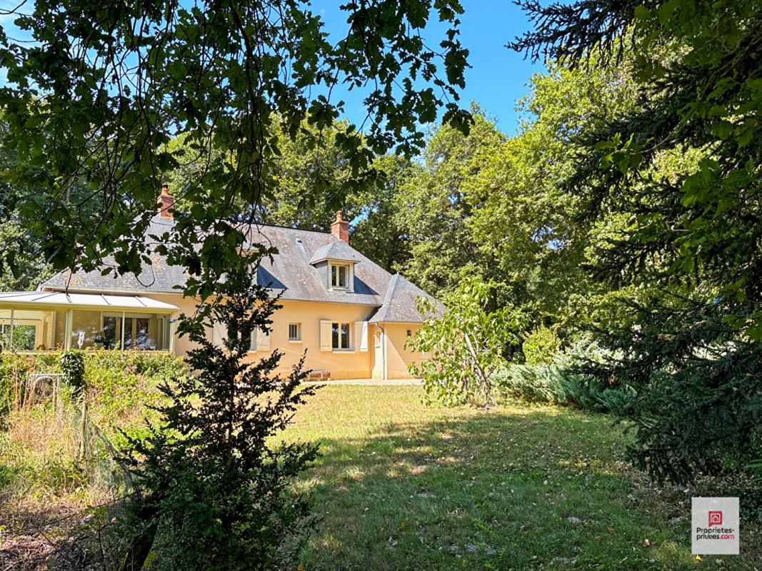 DURTAL Maison Durtal 8 pièce(s) 203.23 m2 4