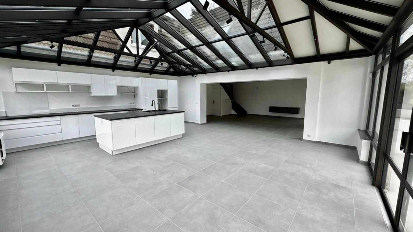 AVRAINVILLE Propriété d'exception  221 m² de luminosité sur  presque 3 000 m² de terrain 17