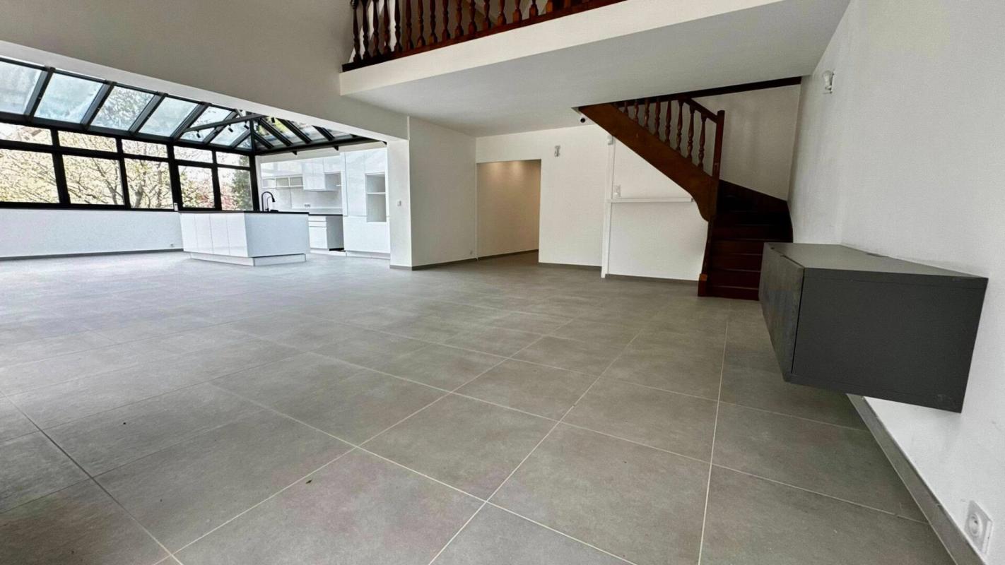 AVRAINVILLE Propriété d'exception  221 m² de luminosité sur  presque 3 000 m² de terrain 7