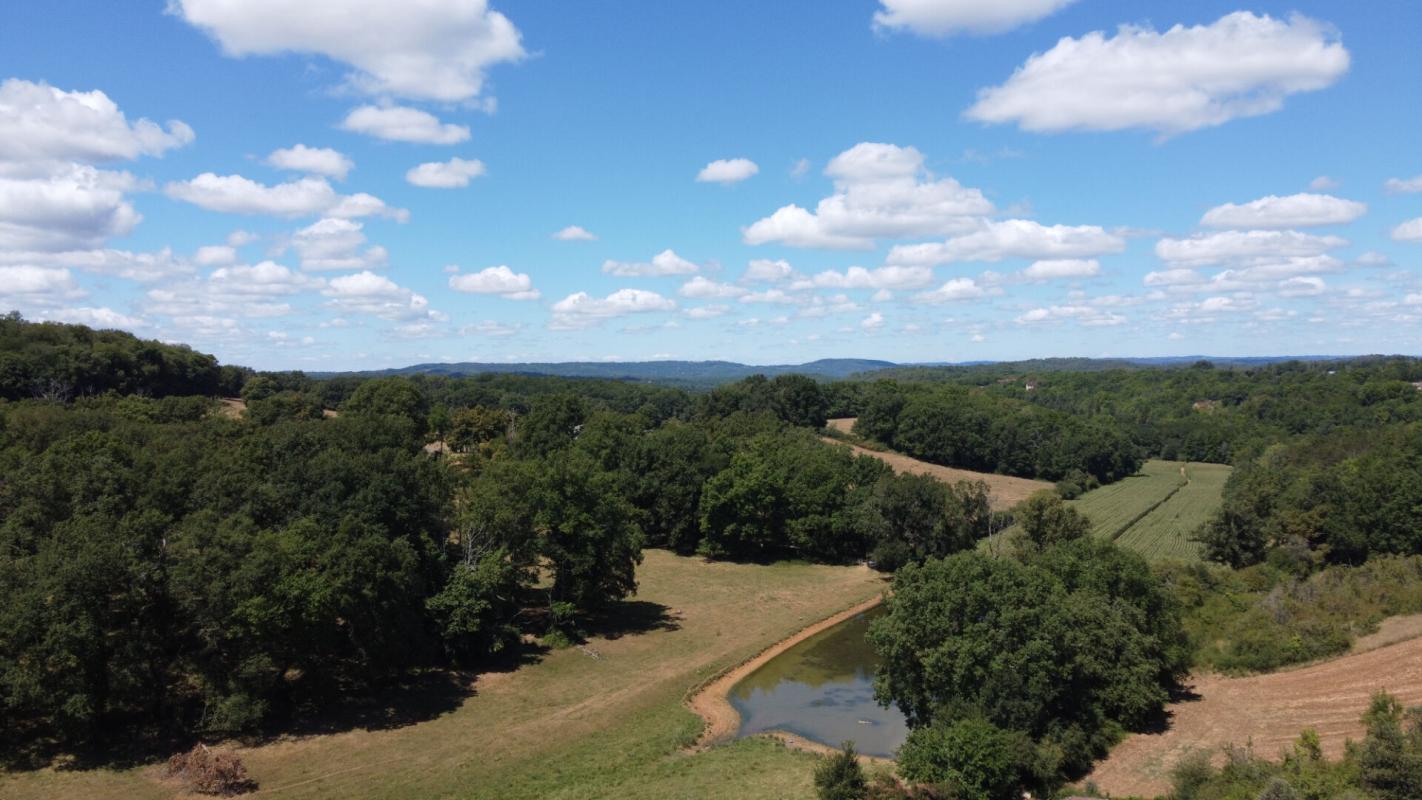 GOURDON Maison de vacances récente sur domaine avec piscine - Lot, près de la Dordogne 15