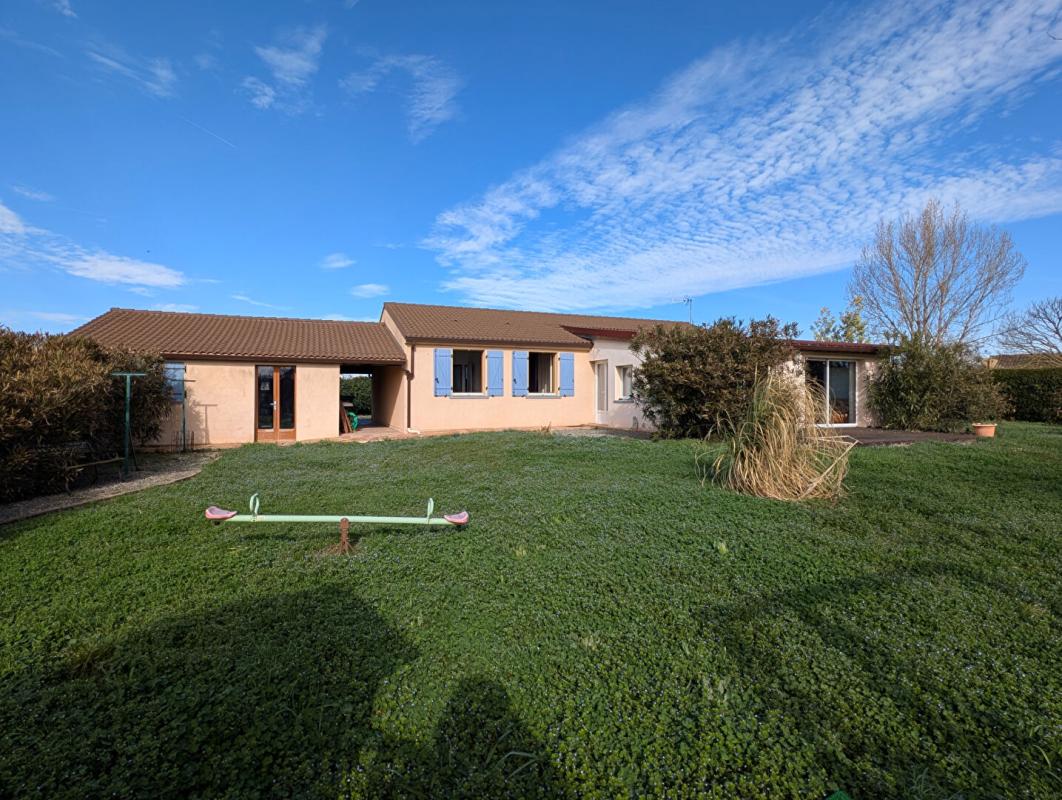 BERAT Maison T5 de 135 m2 avec double garage sur terrain de 1300 m² 1