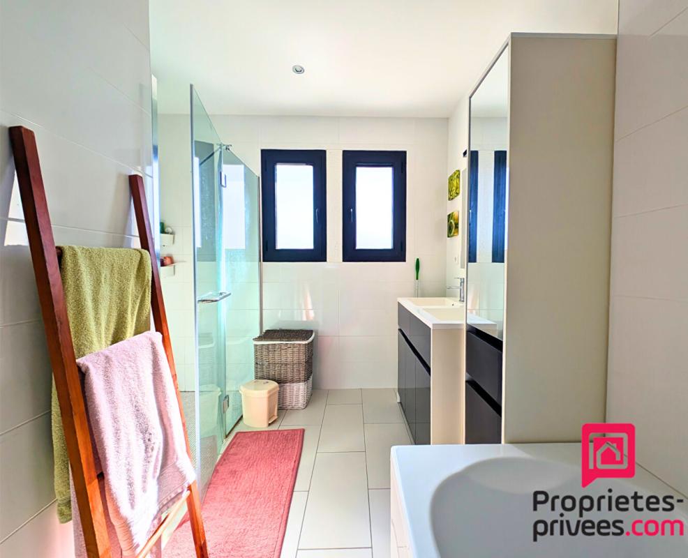 SAINTE-LUCE-SUR-LOIRE Maison Sainte Luce Sur Loire 5 pièces 130 m2 8