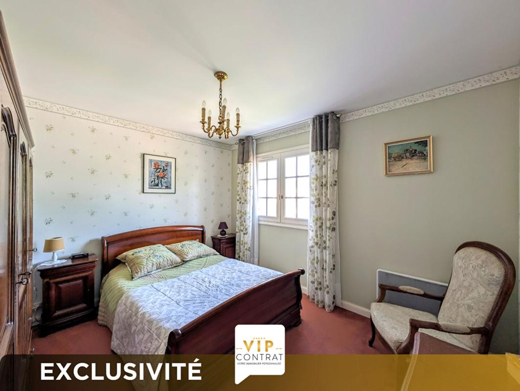 SAINT-SULPICE-DE-ROYAN GARANTIE PROTEC+ 12 MOIS INCUS ! MAISON 135 M² A 6KMS DES PLAGES 12