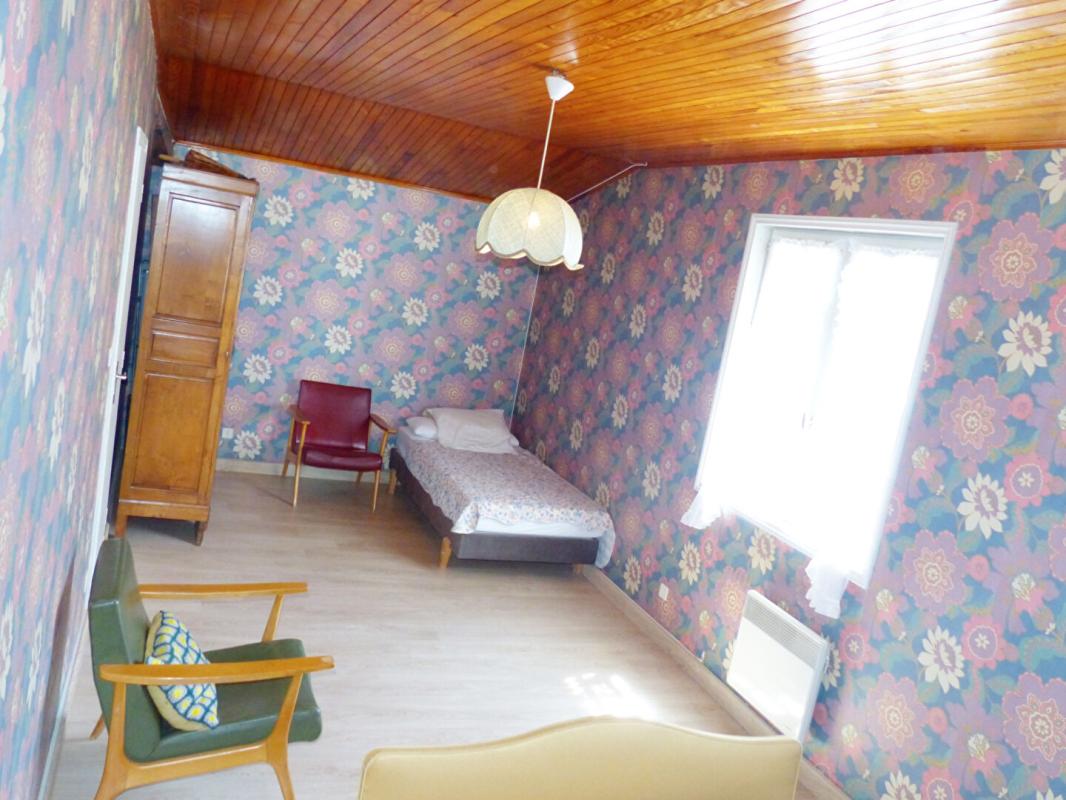 COUBON Maison Coubon 5 pièce(s) 150 m² 7