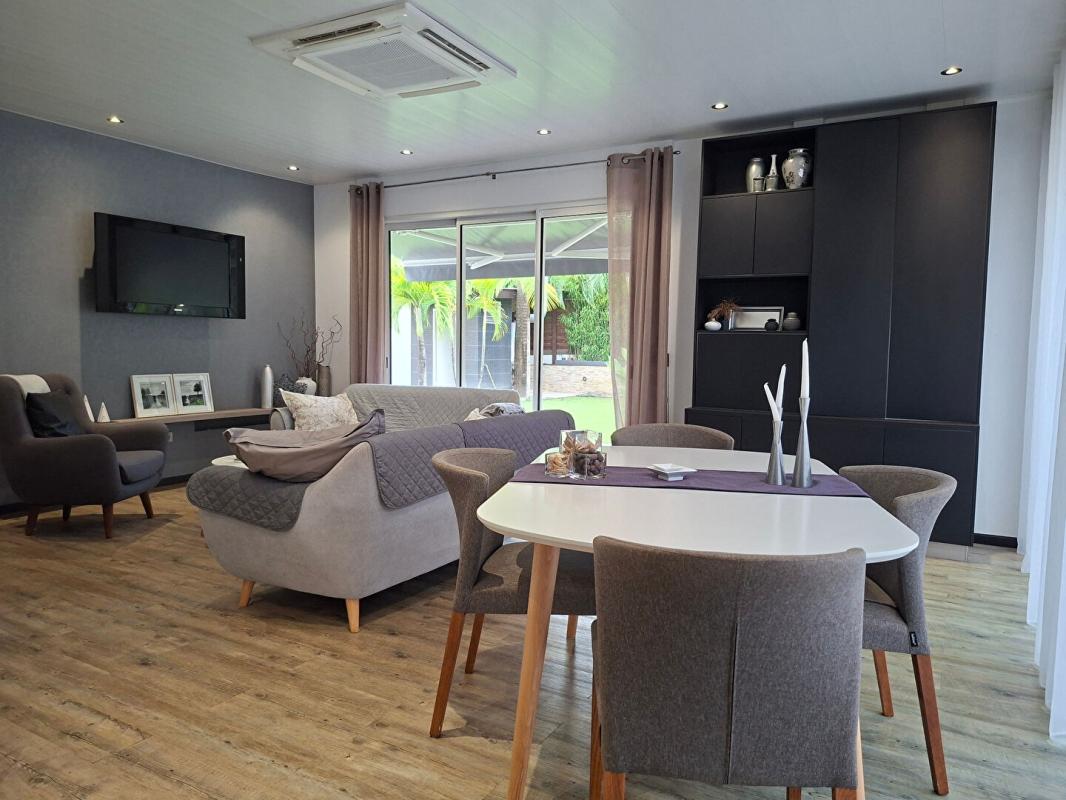 CAYENNE BOURDA Villa 4 pièce(s) proche mer 8