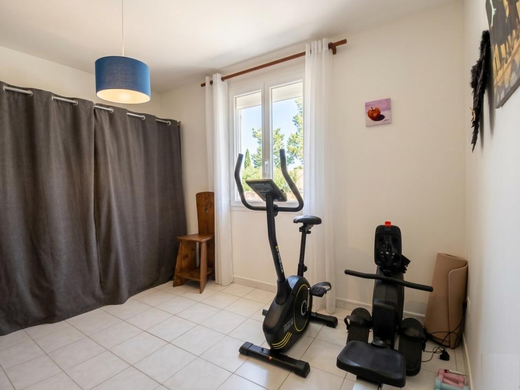 ABEILHAN Maison plain-pied 4 chambres avec terrasse et jardin 11