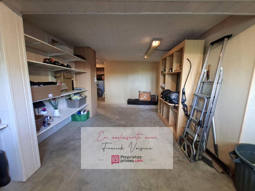 SAINT-MICHEL-MONT-MERCURE A VENDRE en Exclusivité à Saint Michel Mont Mercure, maison de 124 m2 avec 4 chambres et 1 bureau sur un parc arboré de 3812 m2 18