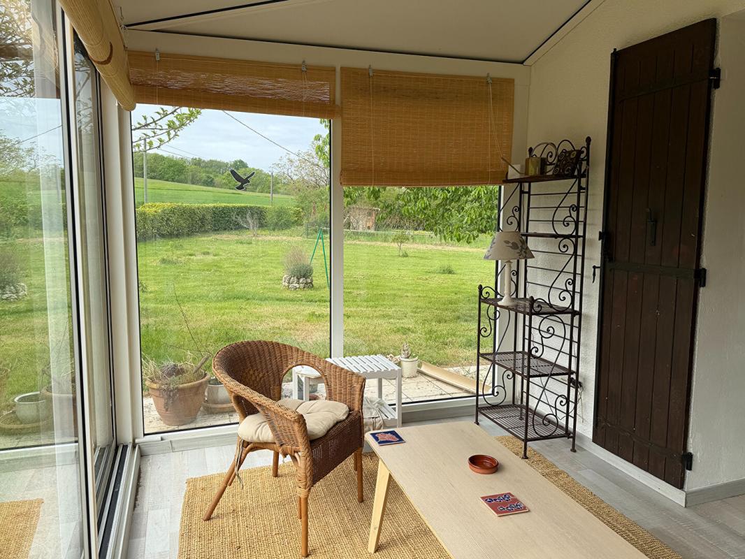 FAUX Charmante maison de campagne avec maison d'amis, piscine et intimité totale 5