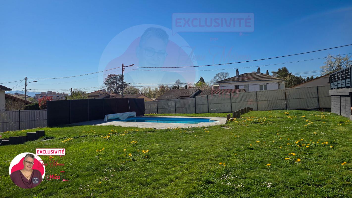 ISSOIRE Maison individuelle 180 m² avec jardin, garage et piscine, proche centre-ville Issoire 15