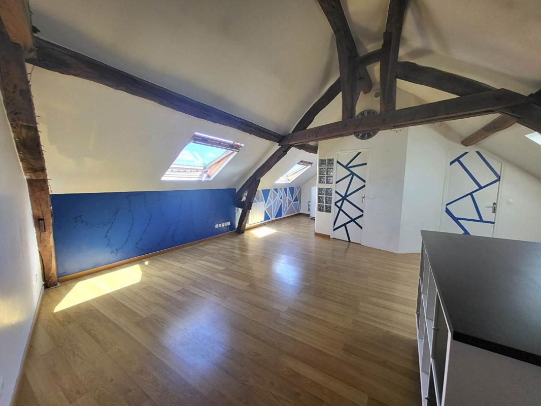 PITHIVIERS Appartement de charme ? Dernier étage ? Centre-ville de Pithiviers 7