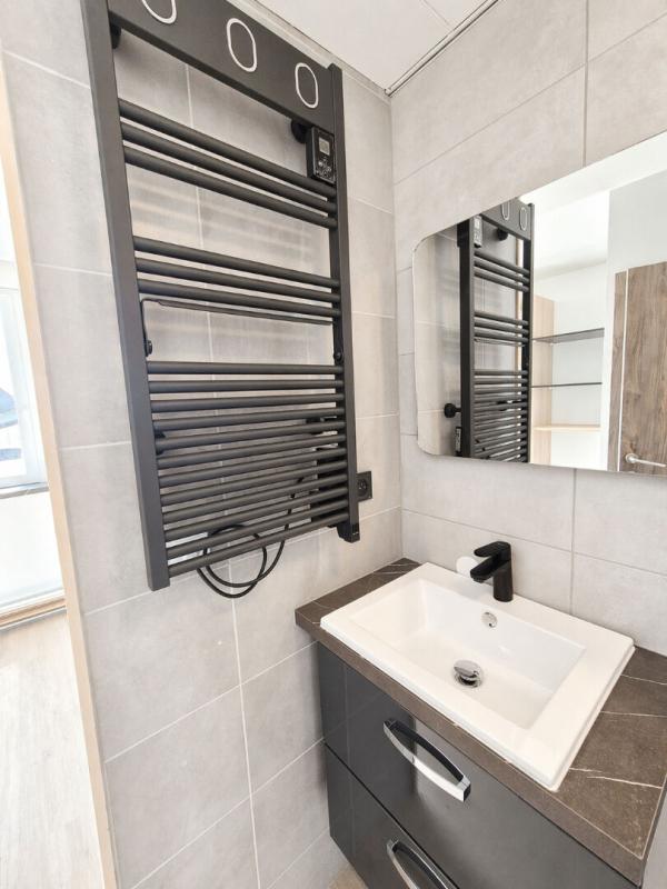 CLEGUER Appartement T2, très lumineux, refait à neuf - RDC de plain-pied - Proximité immédiate arrêt de bus - À 20 min de Lorient / 25 min des plages 10