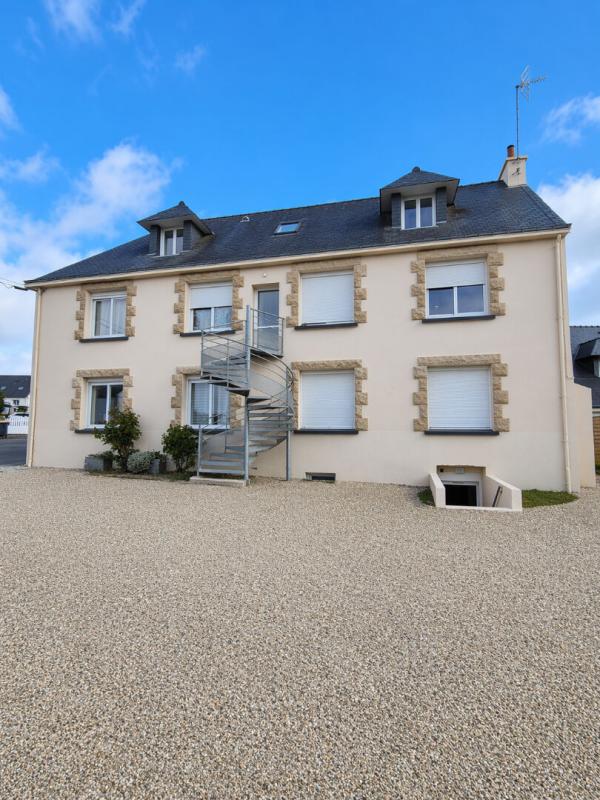 CLEGUER Appartement T2, très lumineux, refait à neuf - RDC de plain-pied - Proximité immédiate arrêt de bus - À 20 min de Lorient / 25 min des plages 12