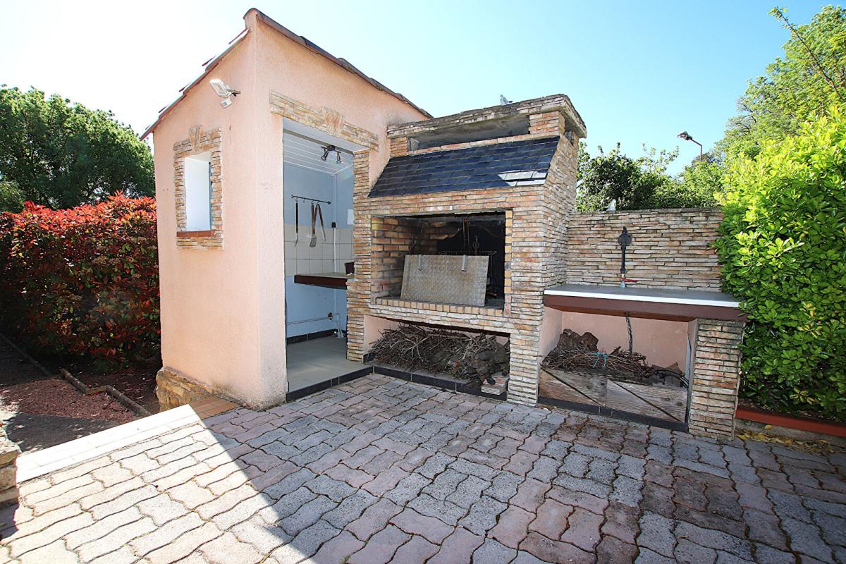 LODEVE Villa de plain-pied 136 m² - Cadre exceptionnel 16