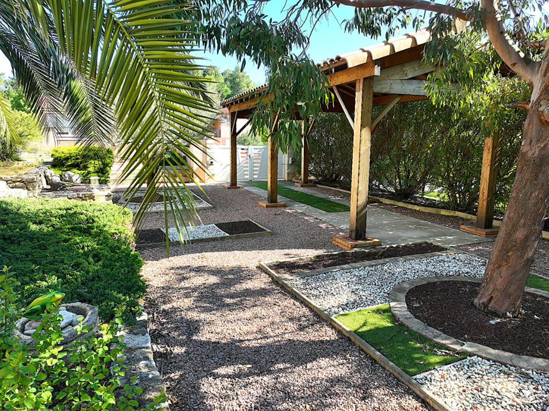 LODEVE Villa de plain-pied 136 m² - Cadre exceptionnel 3