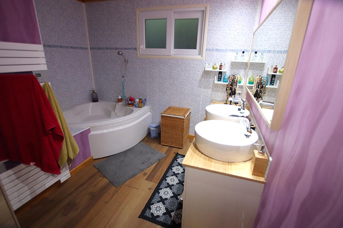 NANT Deux villas bioclimatiques sur 6 523 m² - Calme, confort et projet locatif 13