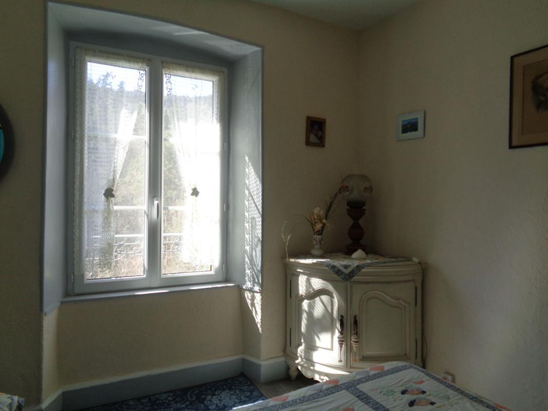 SAINT-BONNET-DE-MONTAUROUX Saint Bonnet Laval(48), maison de 200 m2, 6 chambres avec 1866 m2 de terrain 10