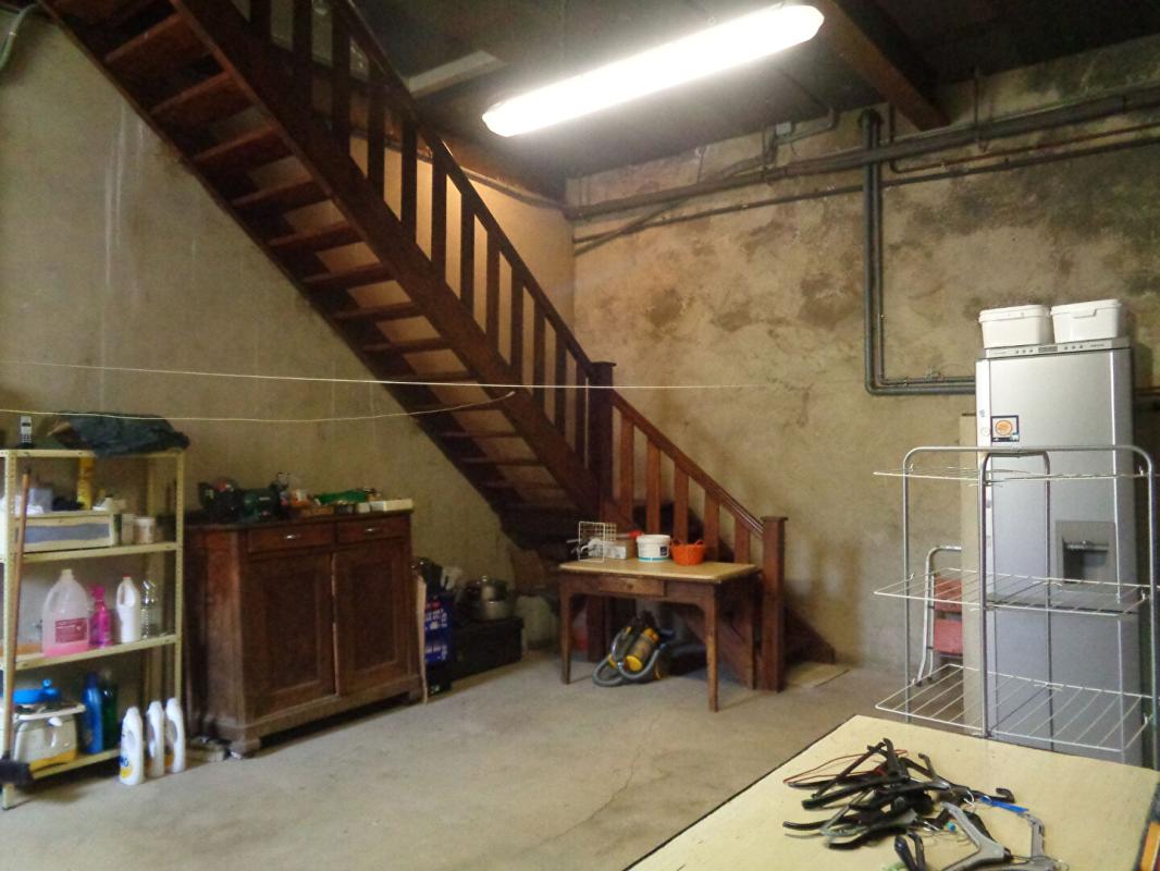 SAINT-BONNET-DE-MONTAUROUX Saint Bonnet Laval(48), maison de 200 m2, 6 chambres avec 1866 m2 de terrain 12