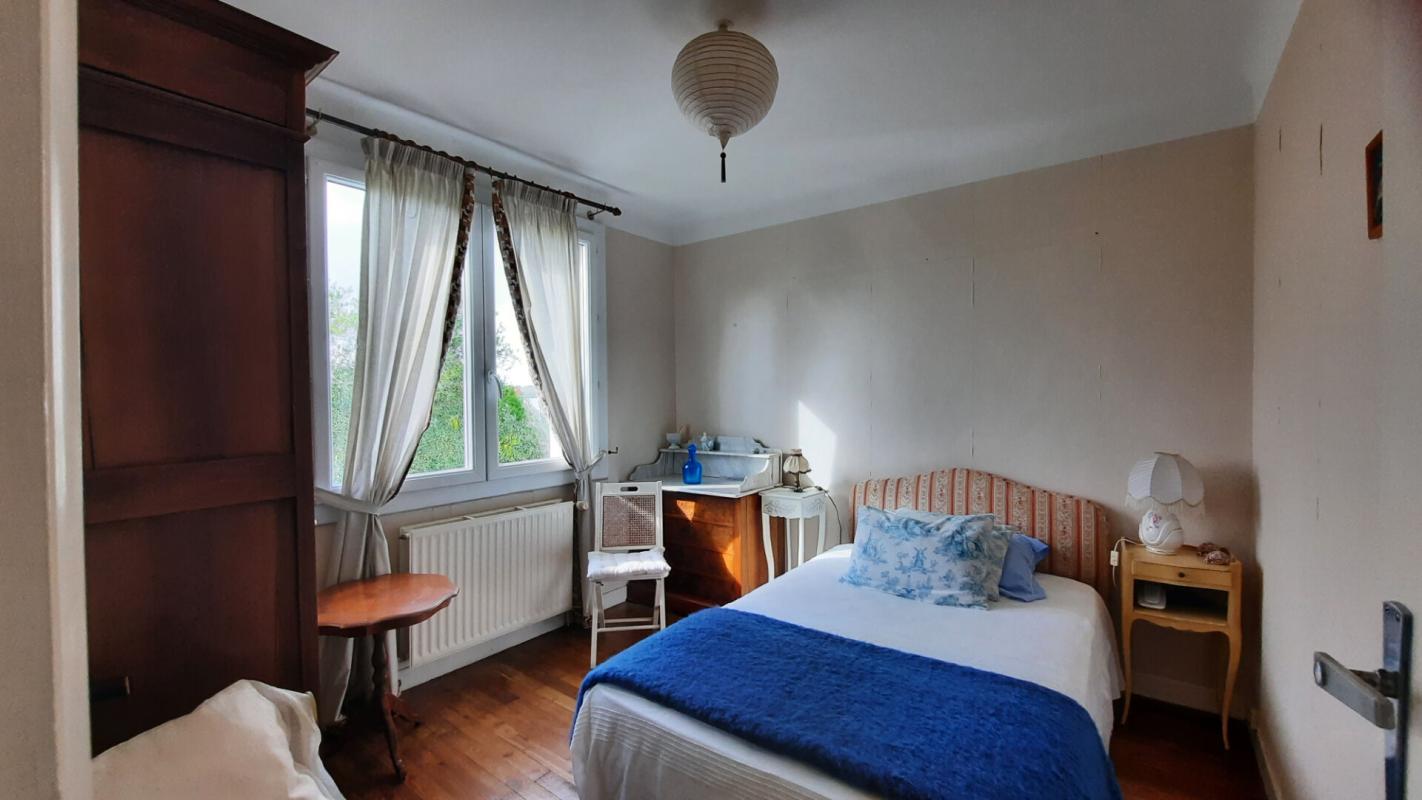 JONZAC Maison 111m2 sur sous-sol complet 4 chambres Jonzac (17500) 10