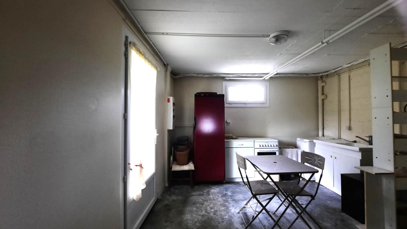 JONZAC Maison 111m2 sur sous-sol complet 4 chambres Jonzac (17500) 11