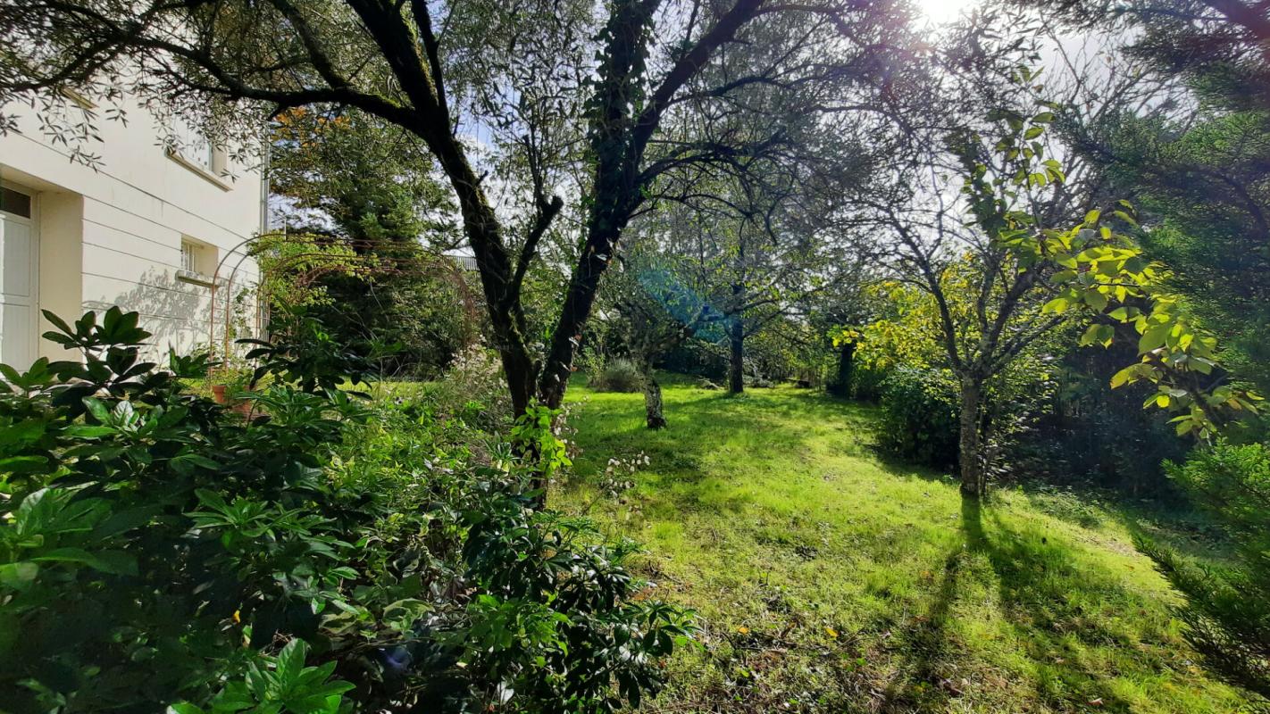 JONZAC Maison 111m2 sur sous-sol complet 4 chambres Jonzac (17500) 12