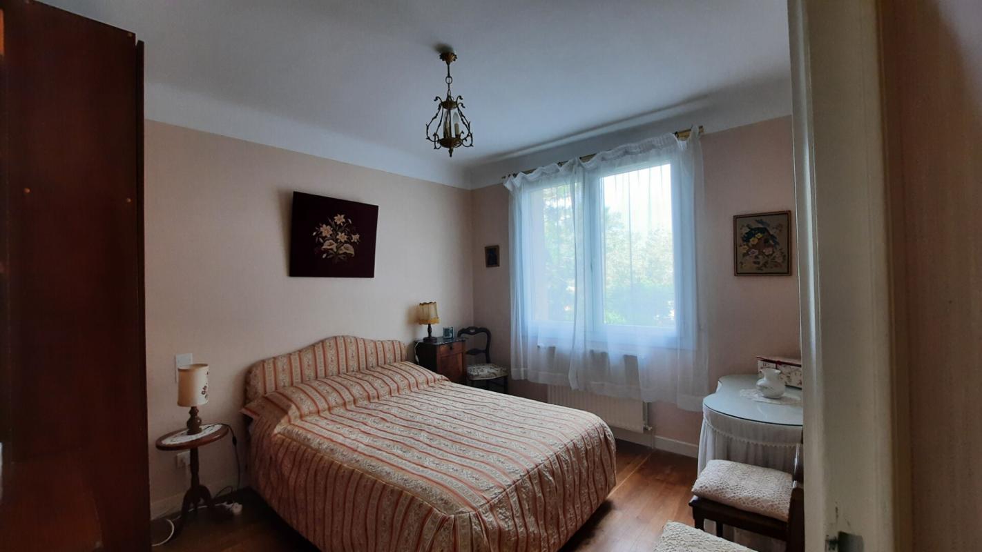 JONZAC Maison 111m2 sur sous-sol complet 4 chambres Jonzac (17500) 7