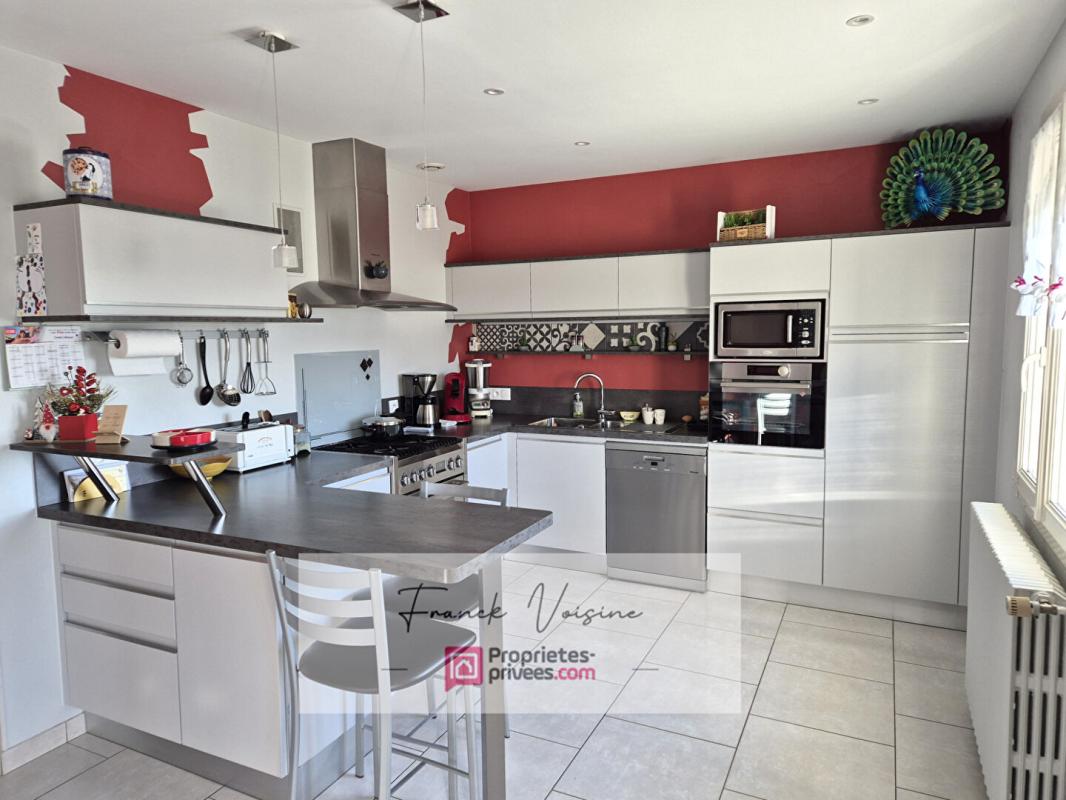 SAINT-PAUL-EN-PAREDS A VENDRE en Exclusivité à Saint Paul en Pareds, maison de 109 m2 avec 4 chambres sur une parcelle de 1778 m2 env 15