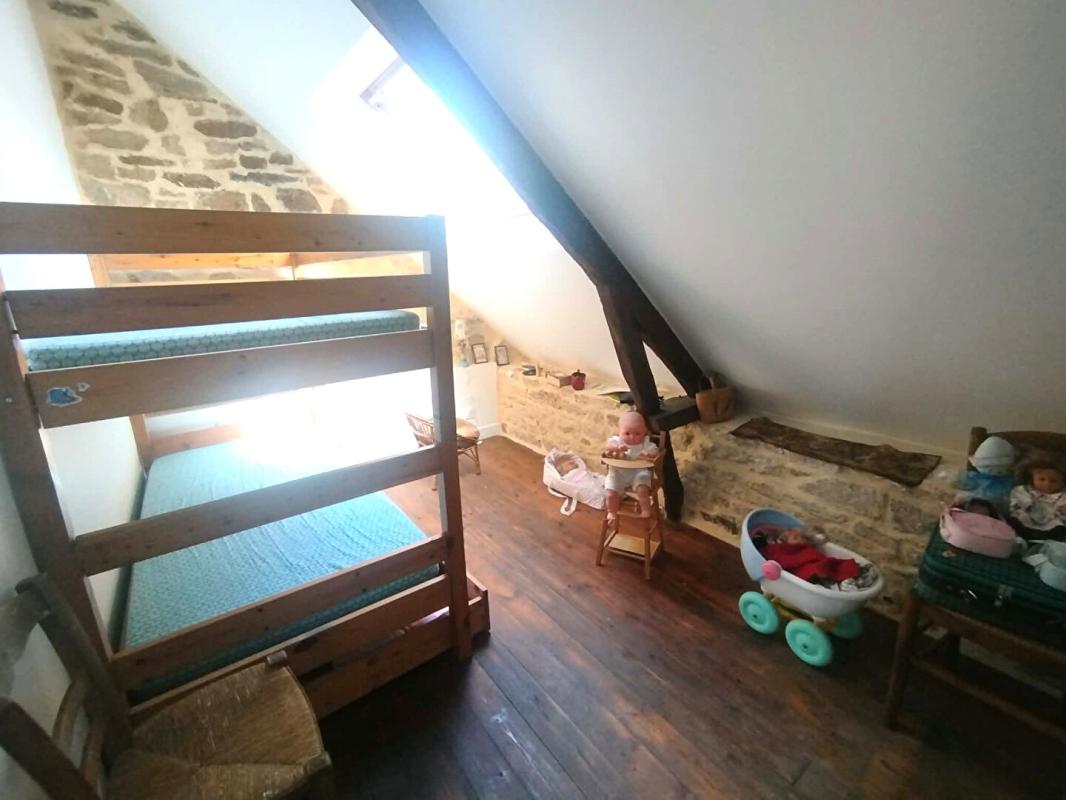 GUEMENE-SUR-SCORFF Maison de maître centre bourg avec terrains constructibles 9