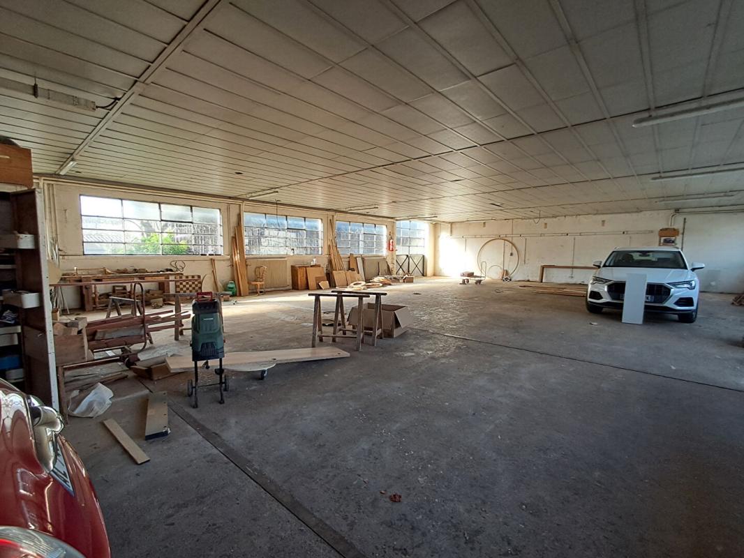 CHAMPFORGEUIL Maison  7 pièce(s) 177 m2 14