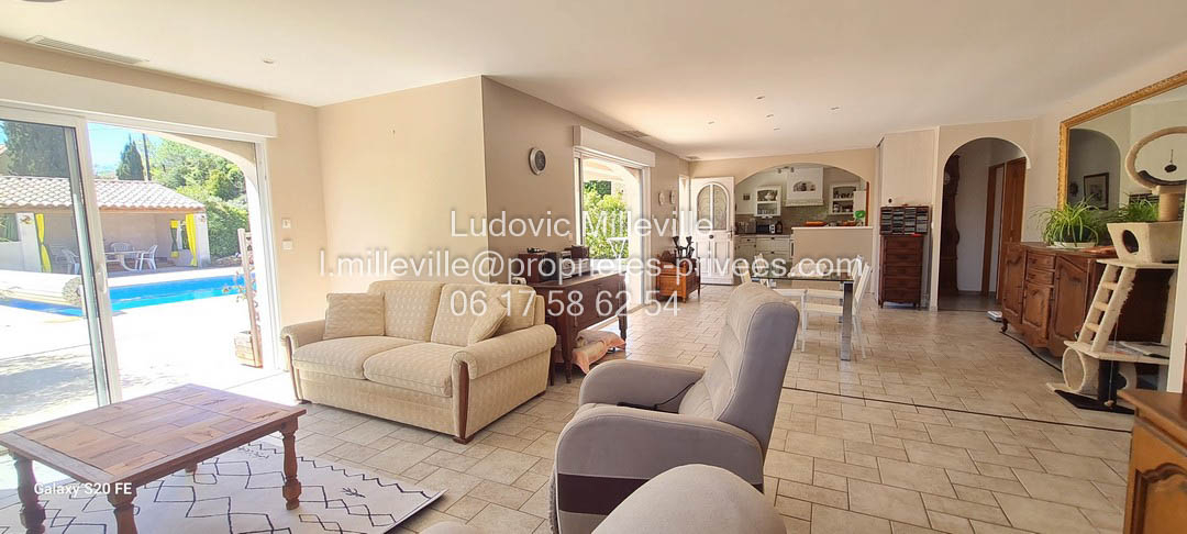 FOUZILHON Villa de 120m²+veranda de 15m², grand garage 73m², piscine/pool à house sur 1033 m² de terrain 10